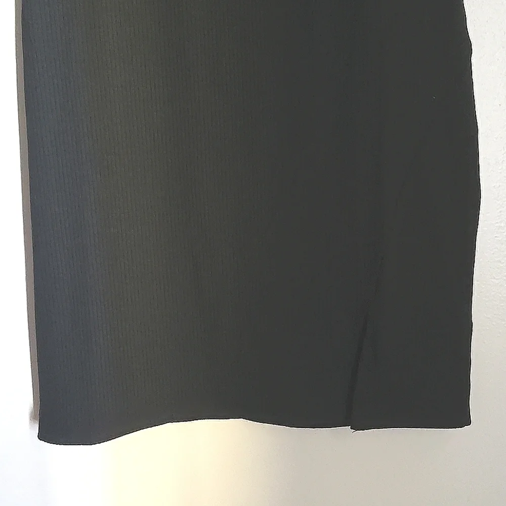 No Comment Short Sleeve Ribbed Mini Dress - Picture 3 of 9